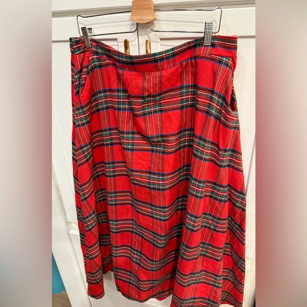 Plaid Red Tartan Maxi Full Skirt with pockets no name approx. size XL see meas. - Picture 7 of 10